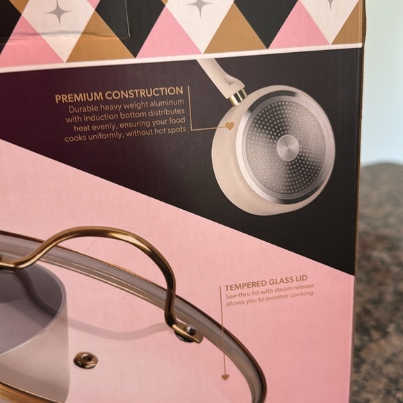 Paris Hilton White and Gold Sauté Pan with Glass Lid NEW - Picture 7 of 9